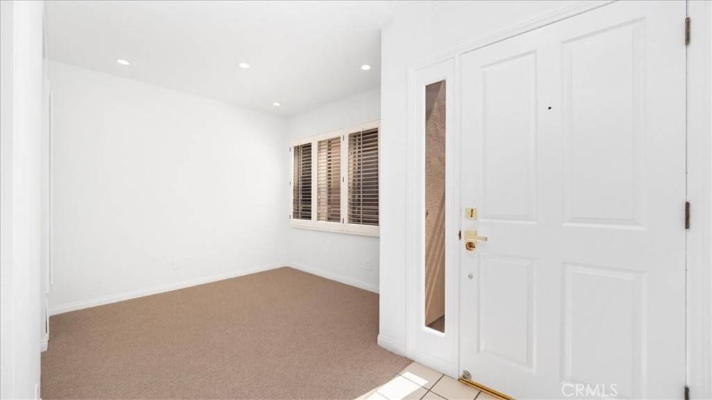 Signal Hill, CA 90755,2600 E 20th Street #206A