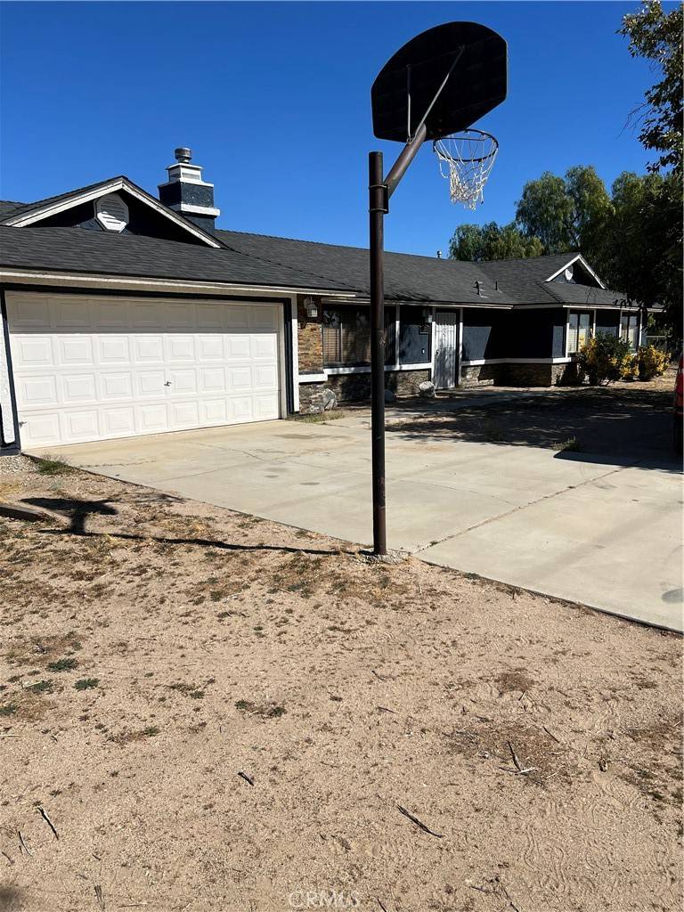 Victorville, CA 92392,10178 Olivine RD