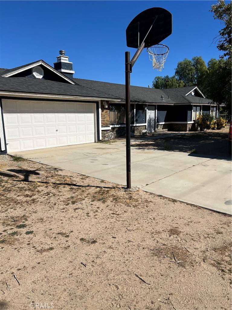 Victorville, CA 92392,10178 Olivine RD