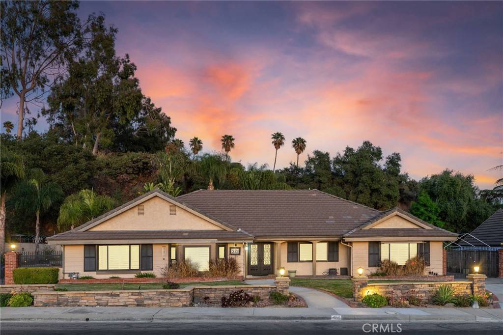 Glendora, CA 91741,514 N Valley Center AVE
