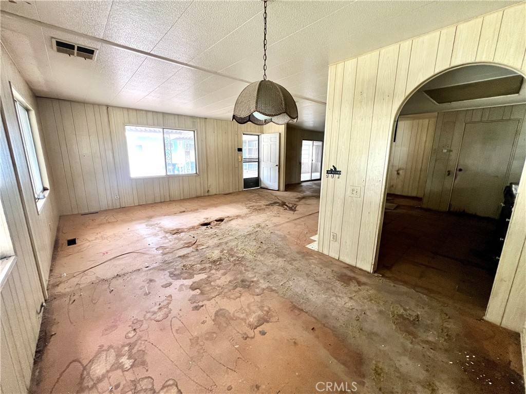 Eastvale, CA 91752,5800 Hamner #308