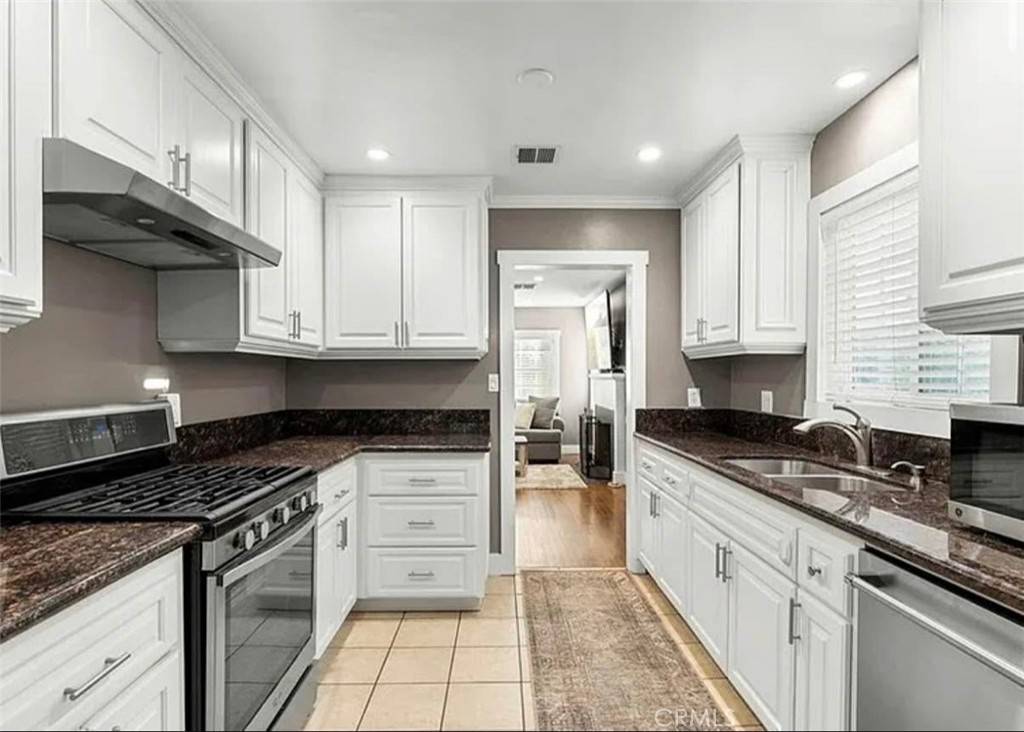 La Verne, CA 91750,1425 5th street
