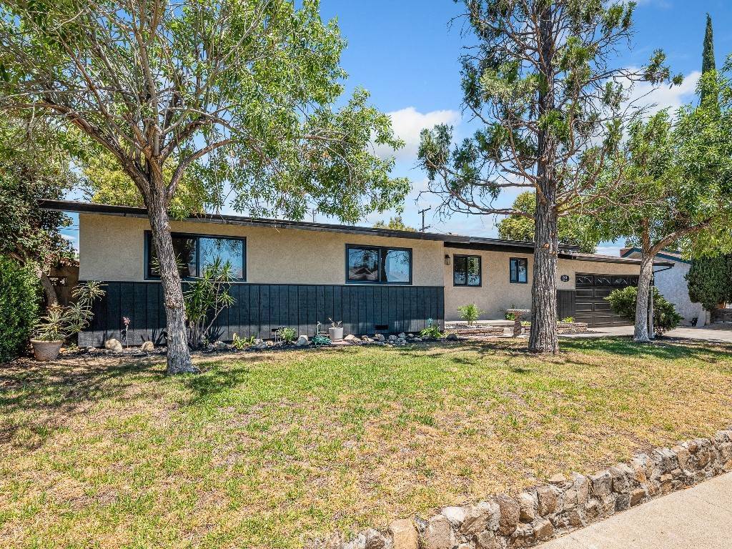 Rialto, CA 92376,971 N Clifford AVE