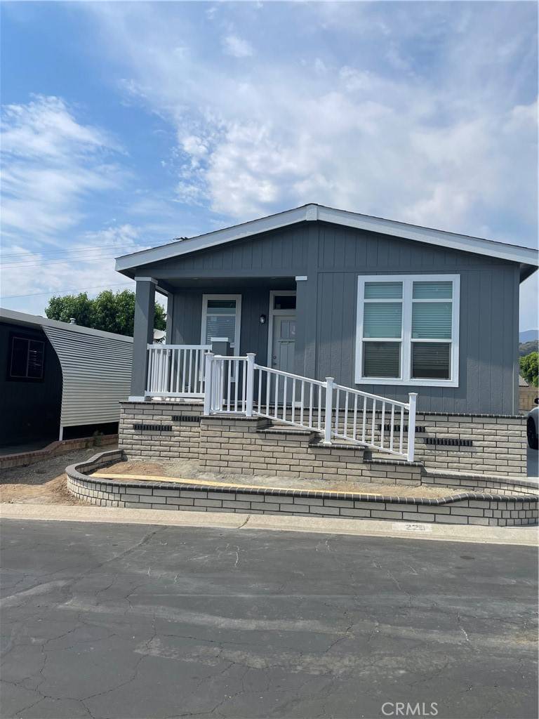 La Verne, CA 91750,4095 Fruit ST #228