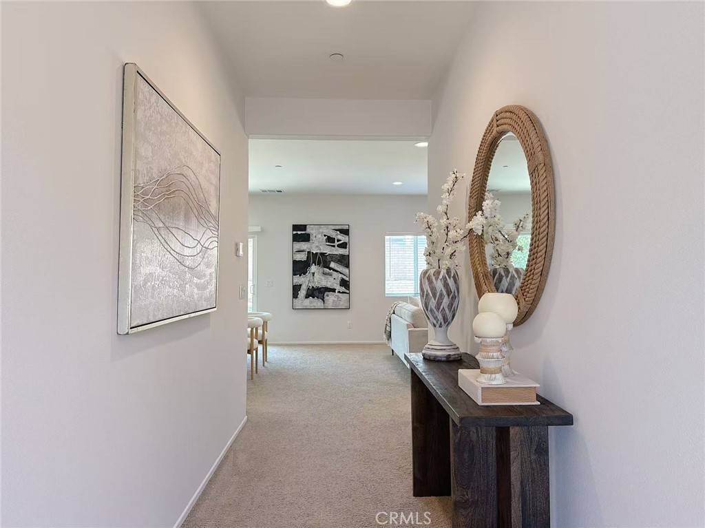 Ontario, CA 91761,2447 E Darien ST