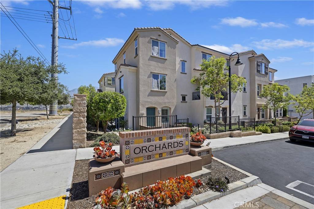 Upland, CA 91786,384 Ruby Red LN