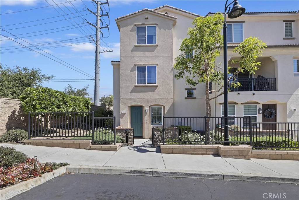 Upland, CA 91786,384 Ruby Red LN