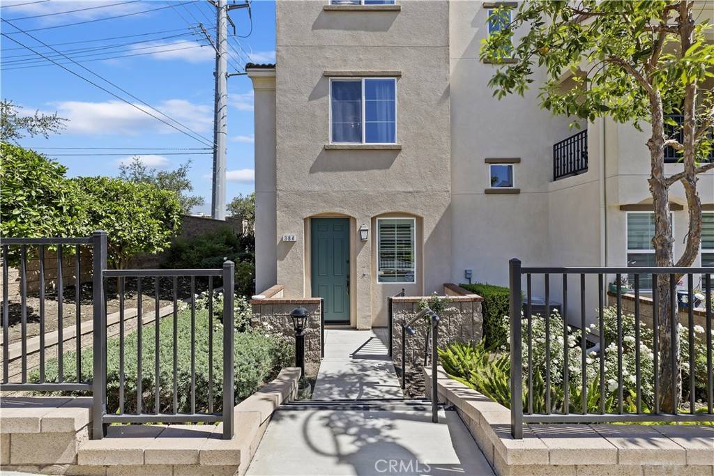Upland, CA 91786,384 Ruby Red LN
