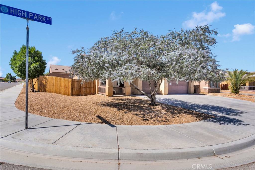 Victorville, CA 92395,17669 High Park ST