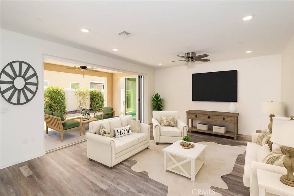 Corona, CA 92883,24536 Acadia DR