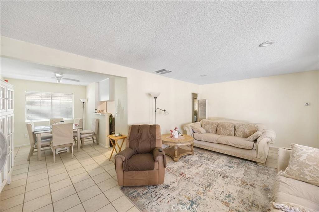 San Jacinto, CA 92583,243 Idyllwild DR