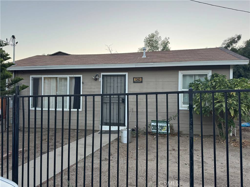 Moorpark, CA 93021,1363 Walnut Canyon RD