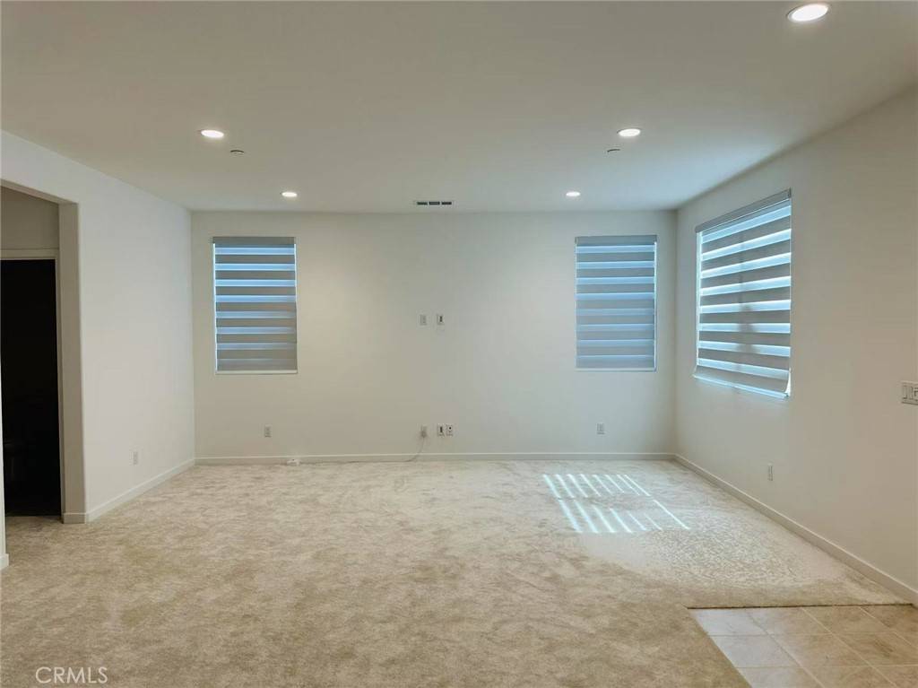 Ontario, CA 91761,4230 E Malagon Privado #116
