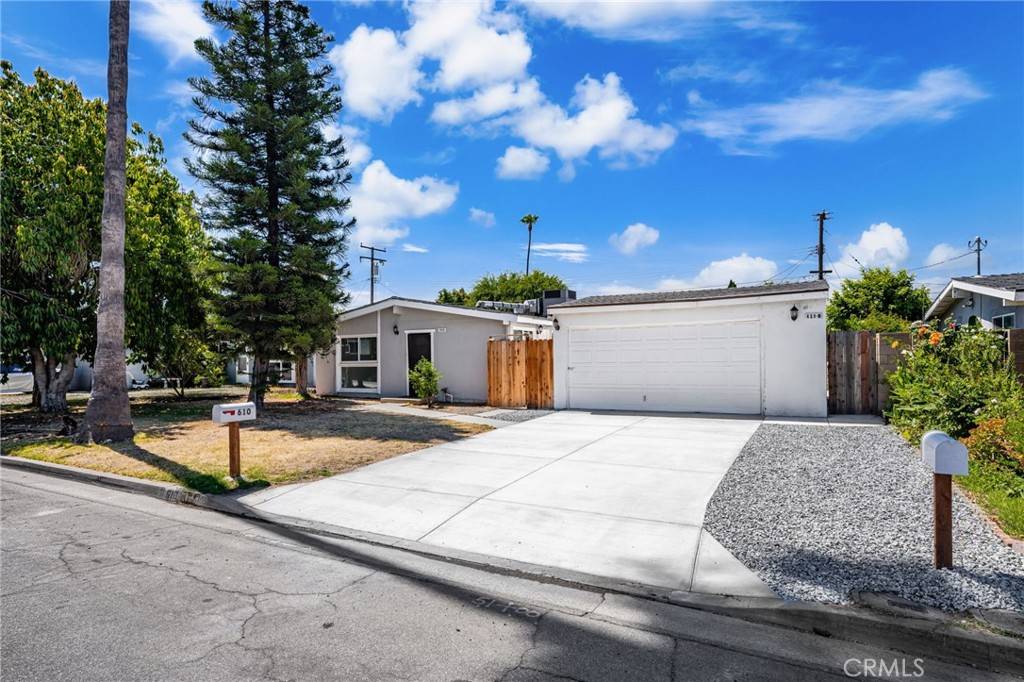 Glendora, CA 91740,610 W Glen Lyn DR