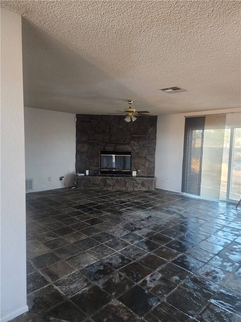 Mojave, CA 93501,9201 Shirley ST