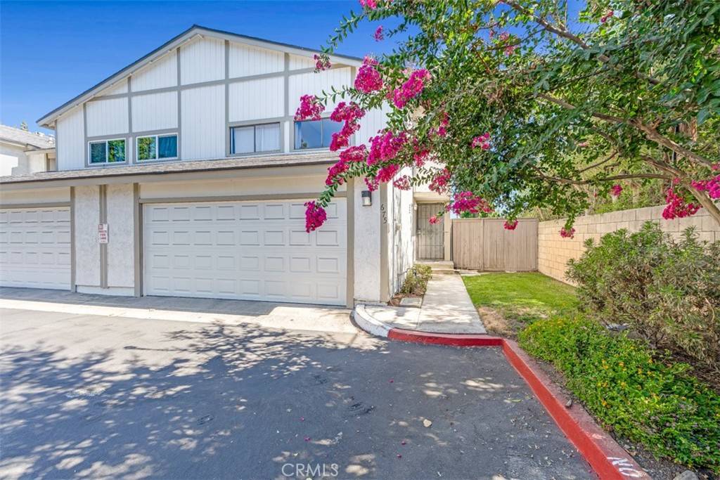 Claremont, CA 91711,675 S College AVE
