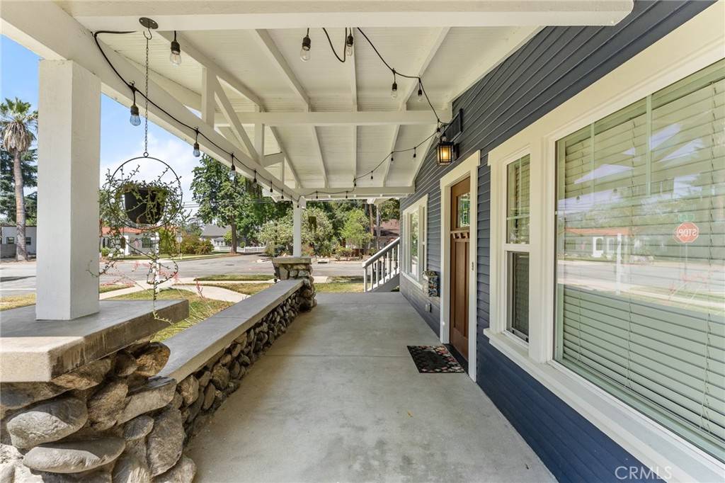 La Verne, CA 91750,2311 6th ST
