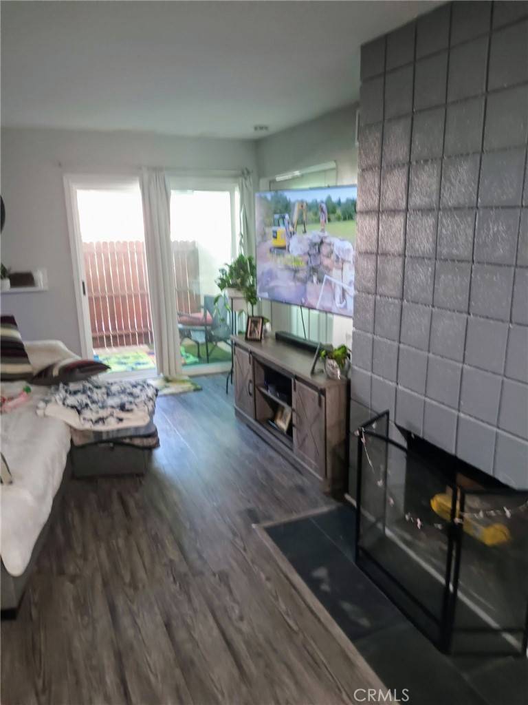 Diamond Bar, CA 91765,23611 Golden Springs DR #I3