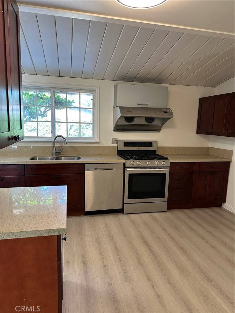 West Covina, CA 91790,1322 S Walnut AVE