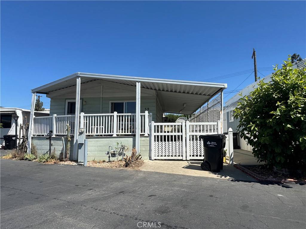 Pomona, CA 91767,301 E Foothill #39