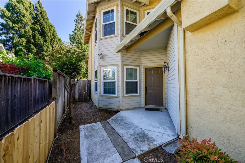 Fremont, CA 94555,5004 Crandallwood DR