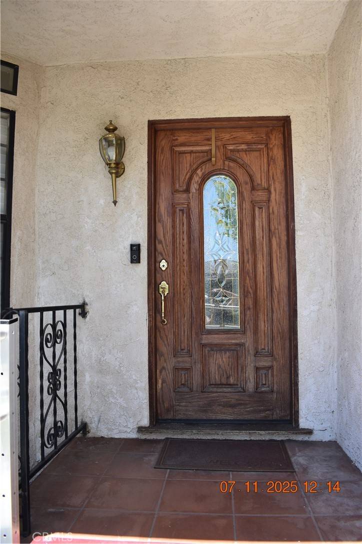 Colton, CA 92324,1331 Bothwell AVE