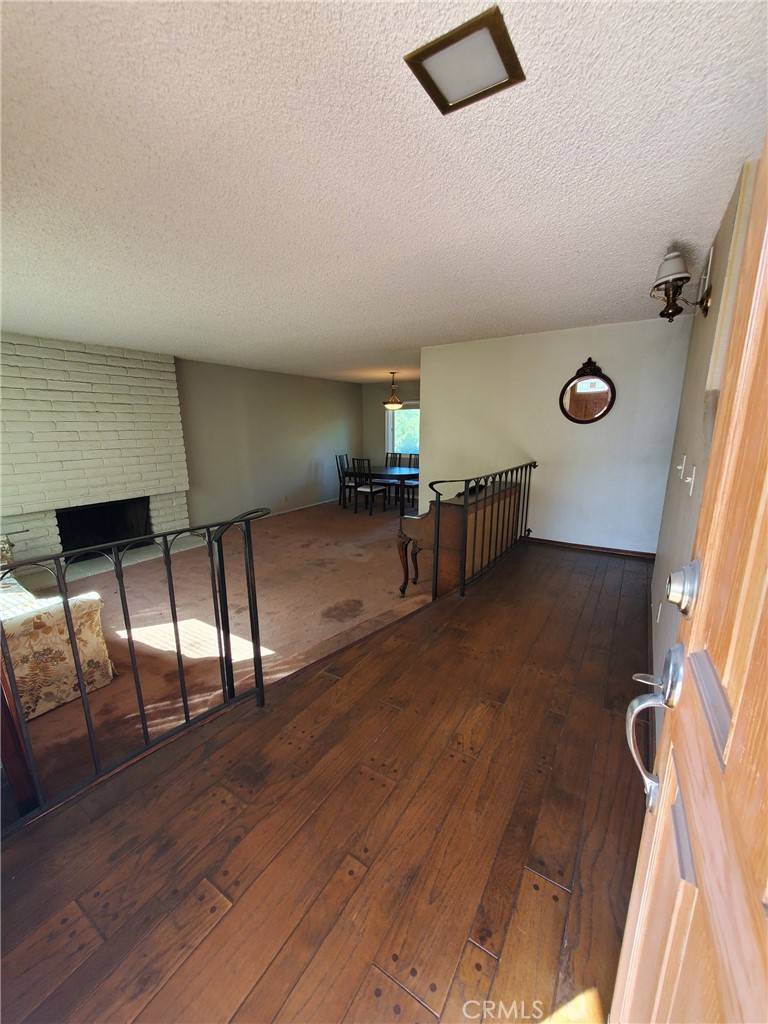 Claremont, CA 91711,197 Limestone RD