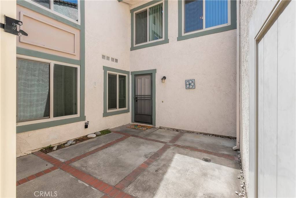 Azusa, CA 91702,810 East Laurel Oak Drive