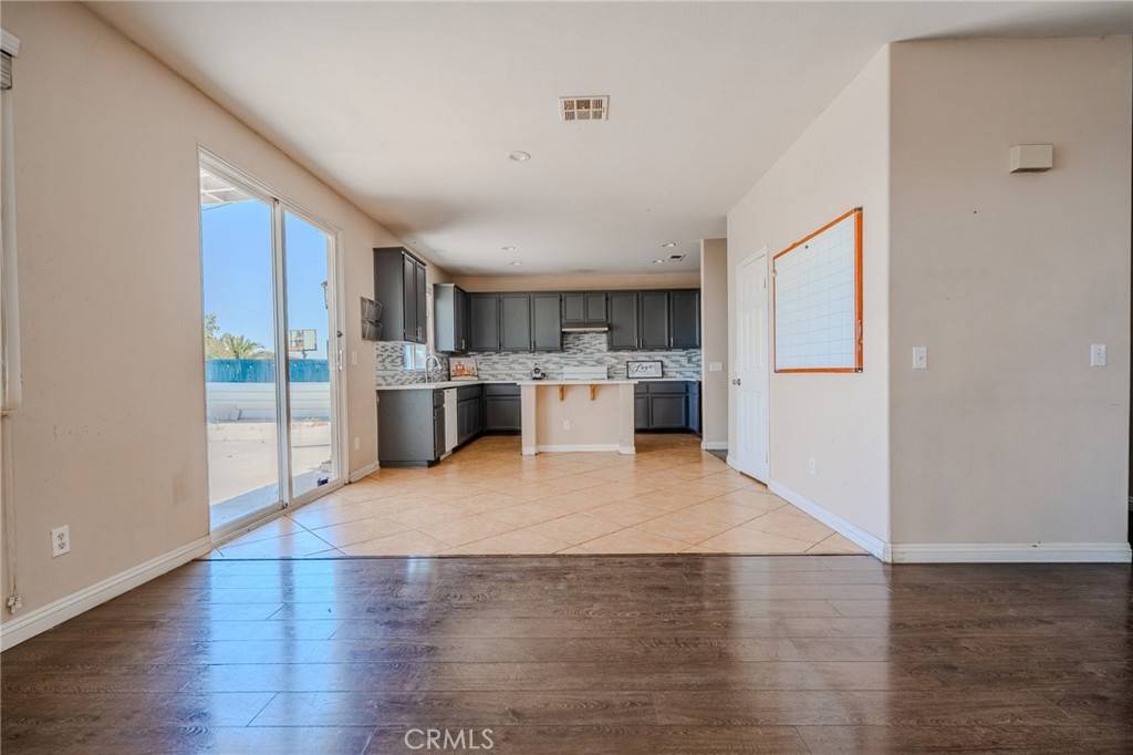 Victorville, CA 92392,11818 Forest Park LN