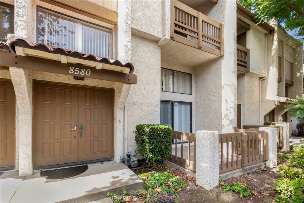 Rosemead, CA 91770,8580 Village LN