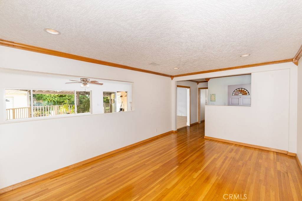 Covina, CA 91722,343 E Benbow ST
