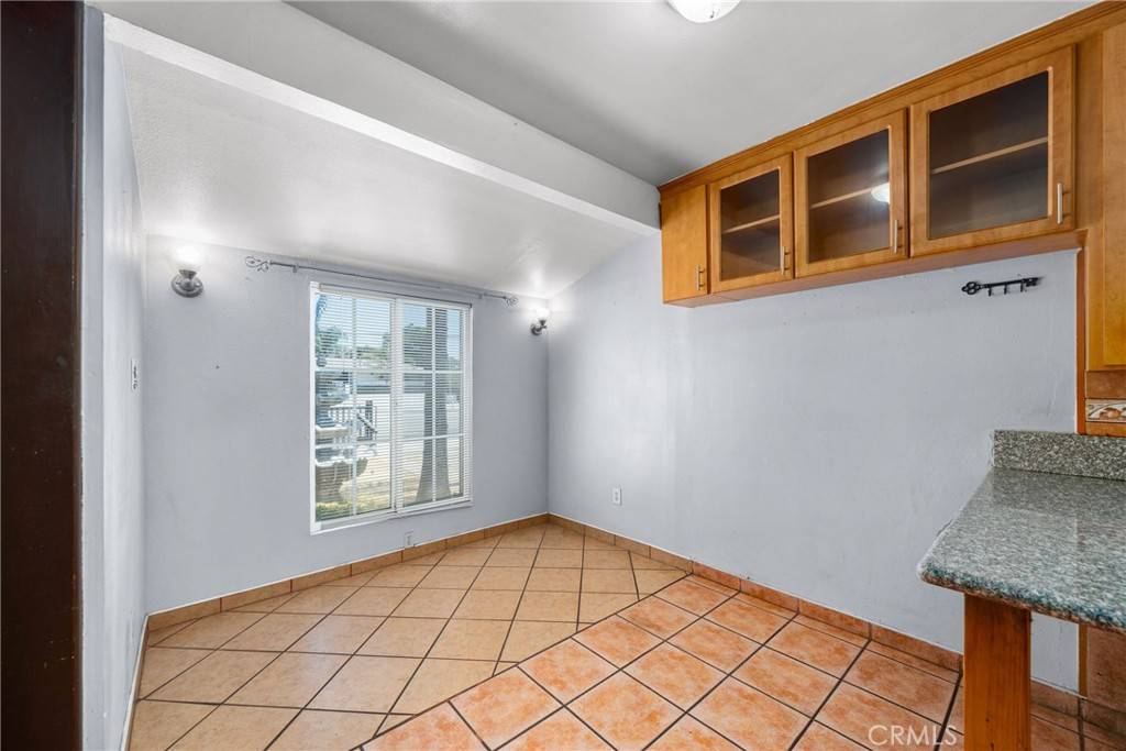 Fontana, CA 92335,9988 Citrus AVE