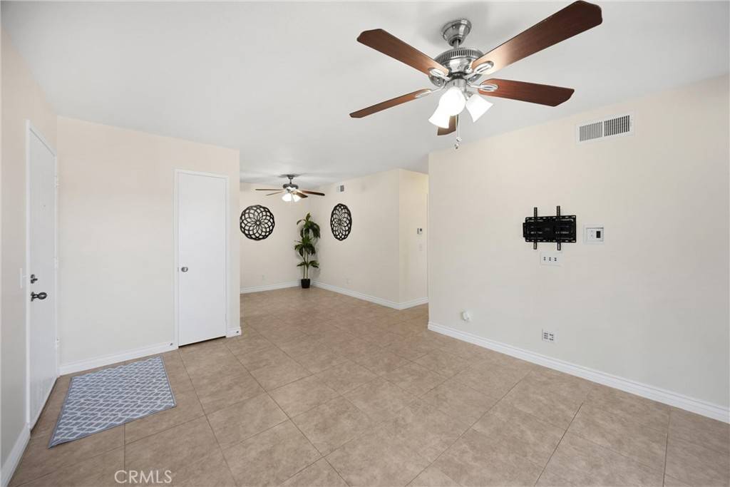 Rancho Cucamonga, CA 91701,8990 19th ST #426