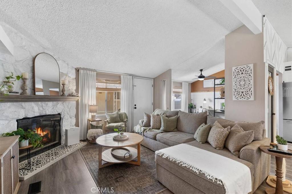 Redlands, CA 92374,1721 E Colton AVE #103