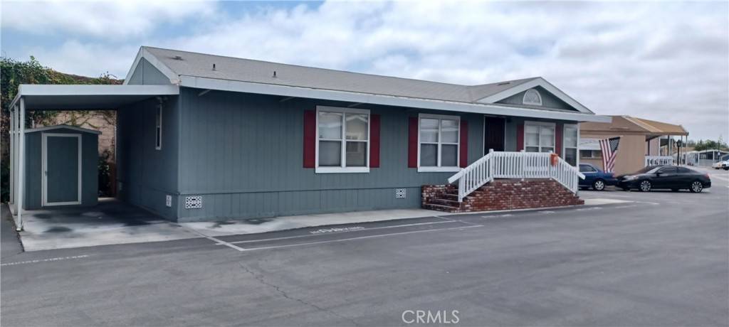 Lakewood, CA 90715,20806 Gridley Road #68