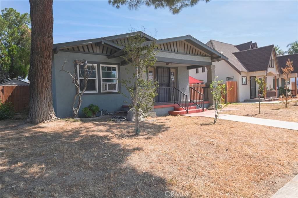 Colton, CA 92324,151 W C ST