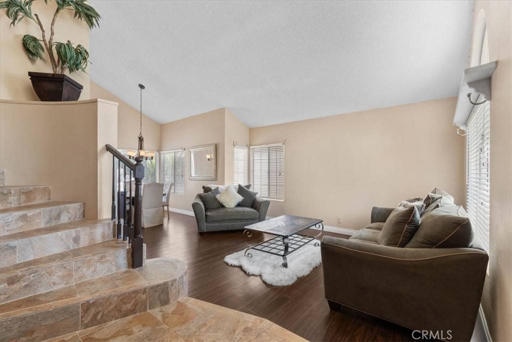 Moreno Valley, CA 92557,10197 Via Apolina