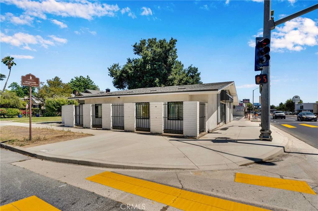 Pomona, CA 91767,1192 N Garey AVE