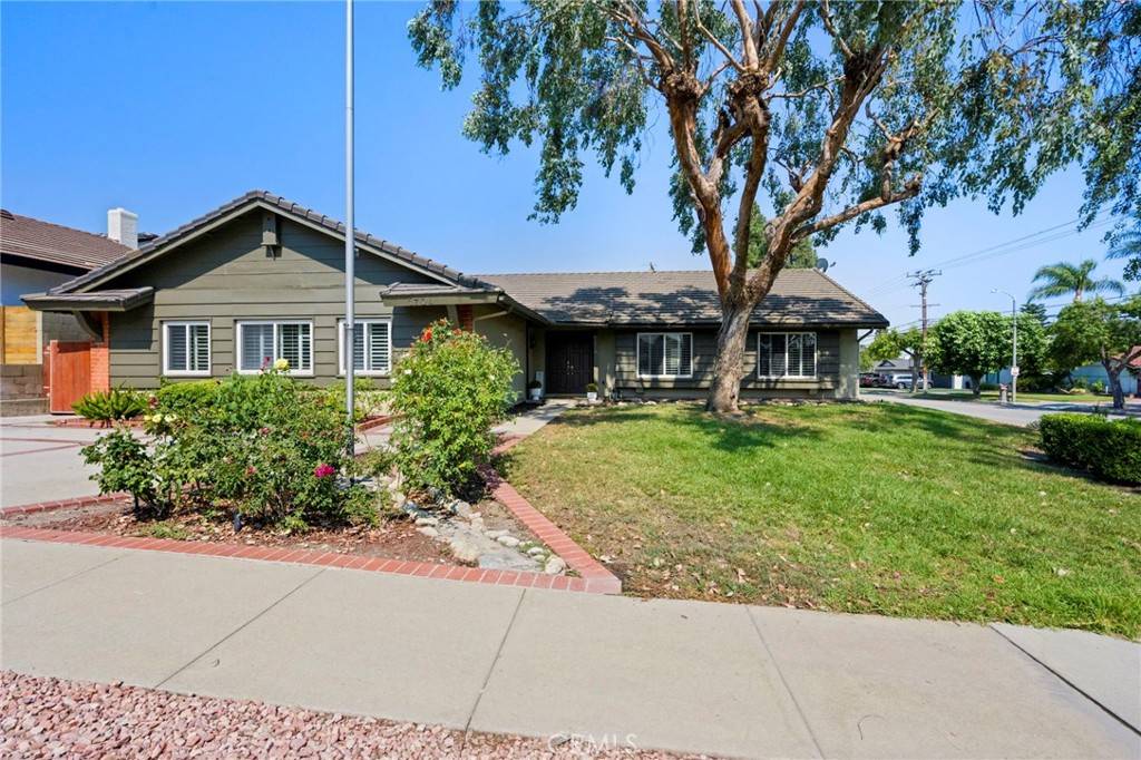 Upland, CA 91784,1704 Mulberry AVE