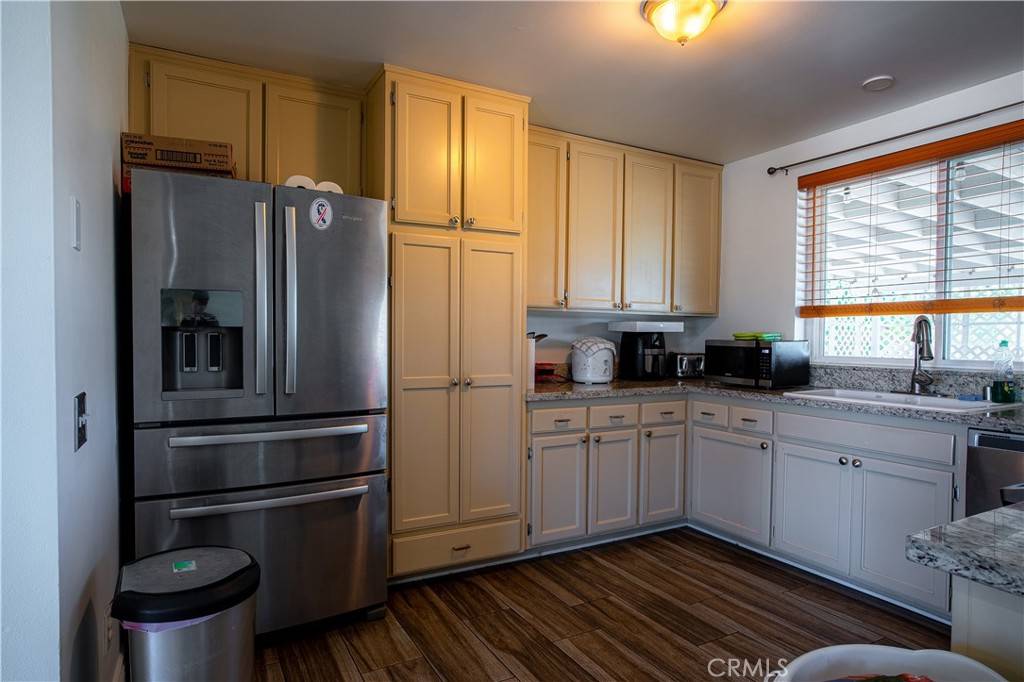 Hesperia, CA 92345,9450 Mango AVE