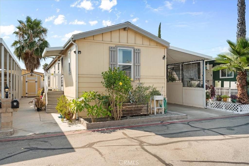 Grand Terrace, CA 92313,22111 Newport AVE #34