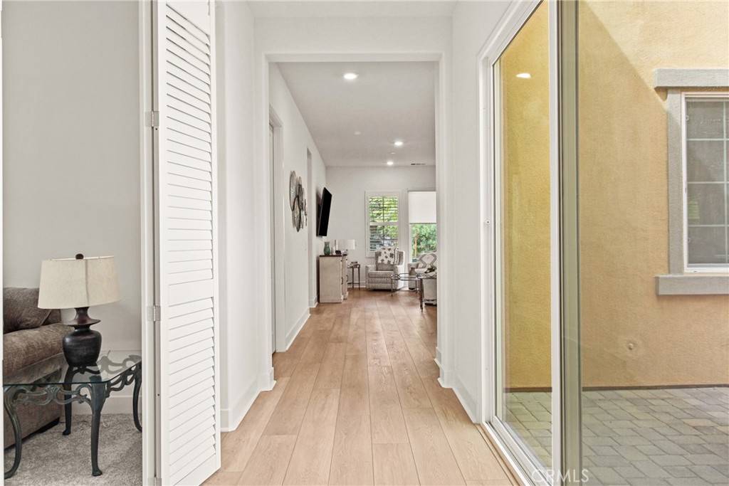 Palm Desert, CA 92260,4141 Via Cararra #3