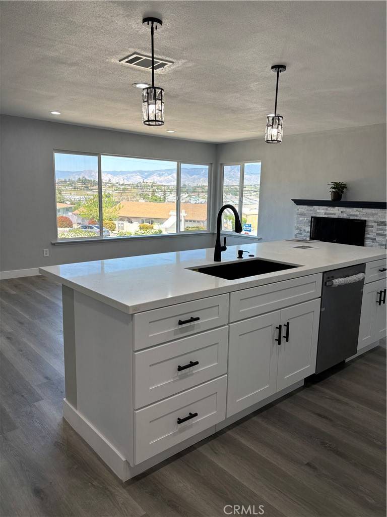 Redlands, CA 92373,31795 Avenue N