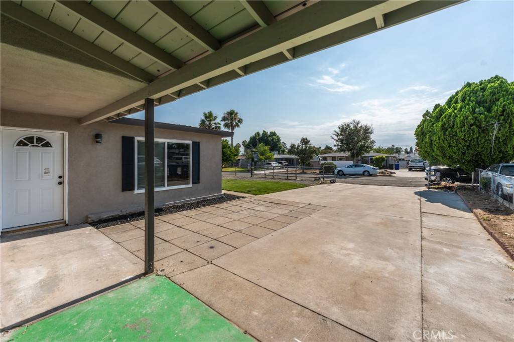 Rialto, CA 92376,109 S Joyce AVE