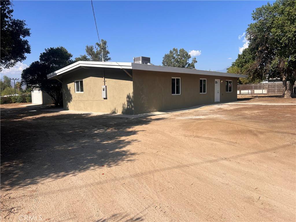 Hemet, CA 92544,40636 Crest DR