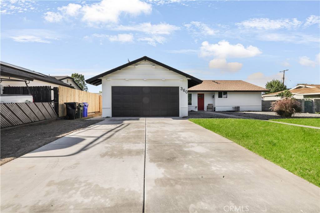 Rialto, CA 92376,360 W Easton ST