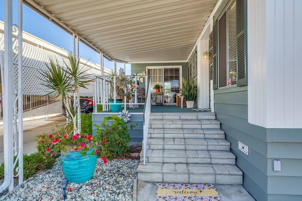 La Verne, CA 91750,3800 Bradford #188