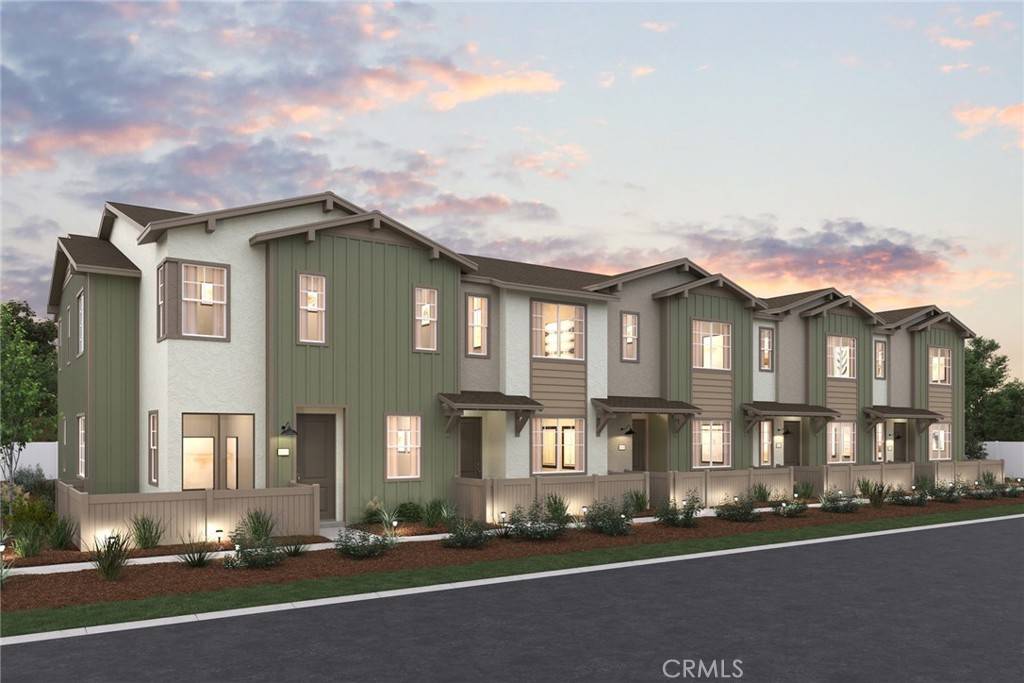 Jurupa Valley, CA 92509,9792 Crossbay LOOP #2206