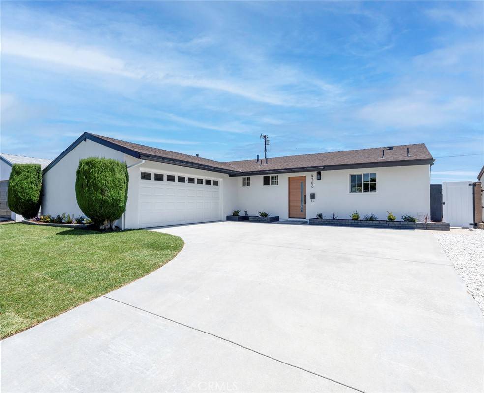 Buena Park, CA 90620,9706 Mount Barnard DR