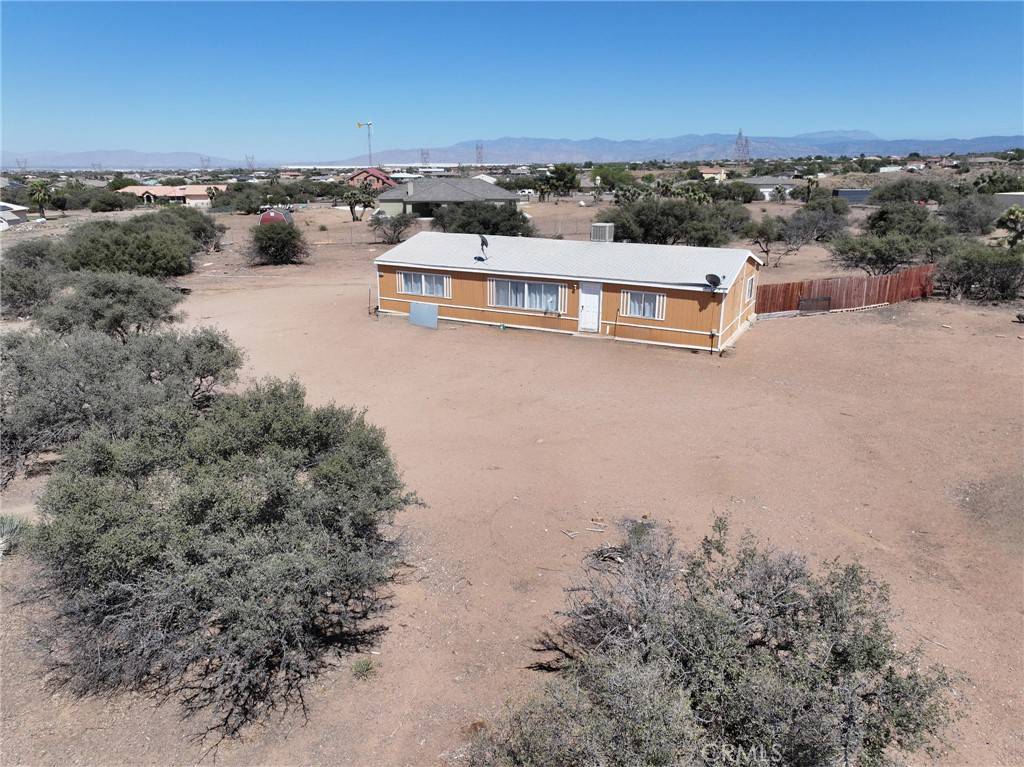 Oak Hills, CA 92344,8195 Alta Mesa RD